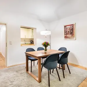 Downtown Torstr, 4 Unique Units From 1-3 Bedrooms , Berlin Tyskland